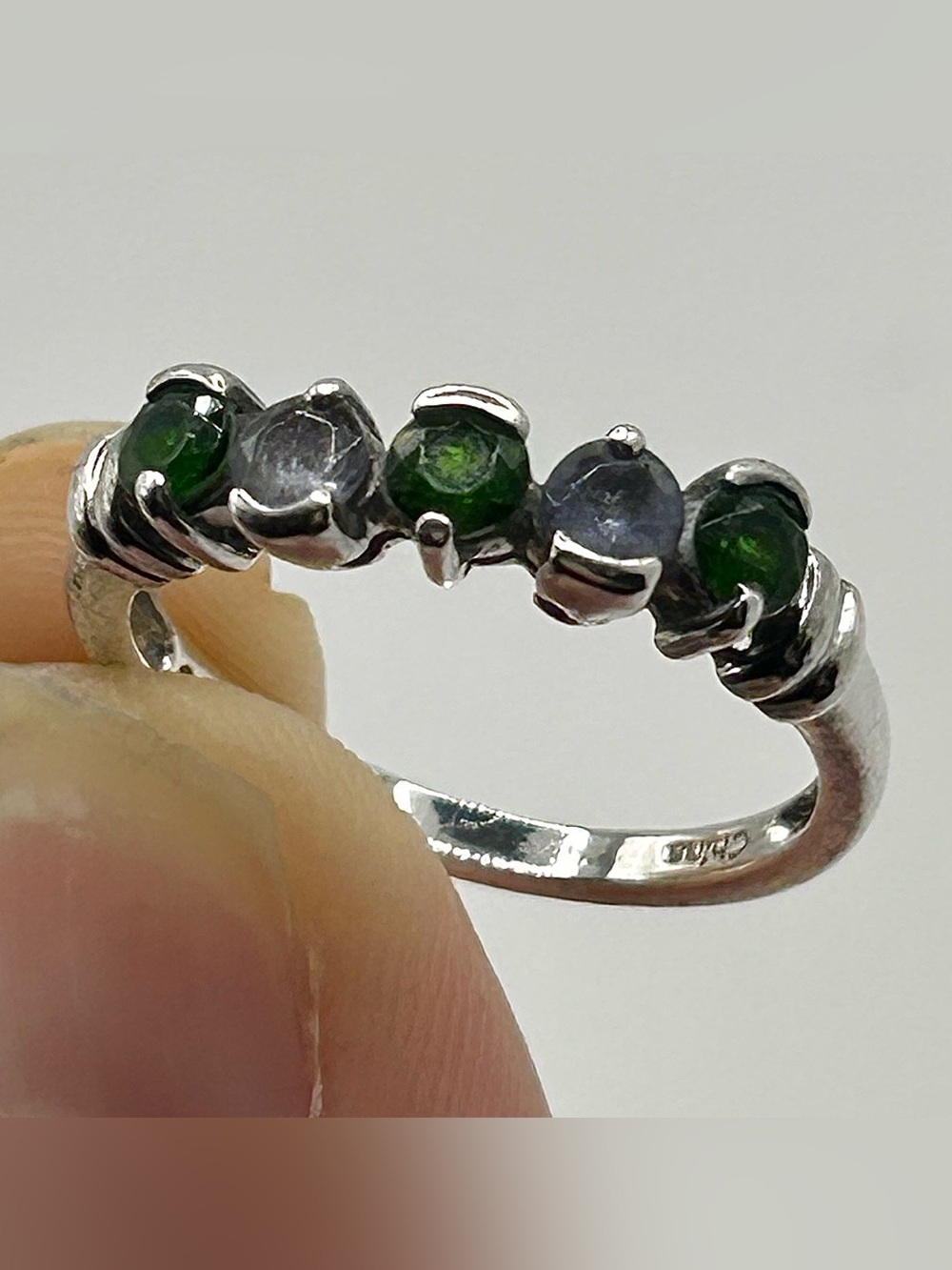 925 Sterling Silver Green & Gray Gemstone Ring